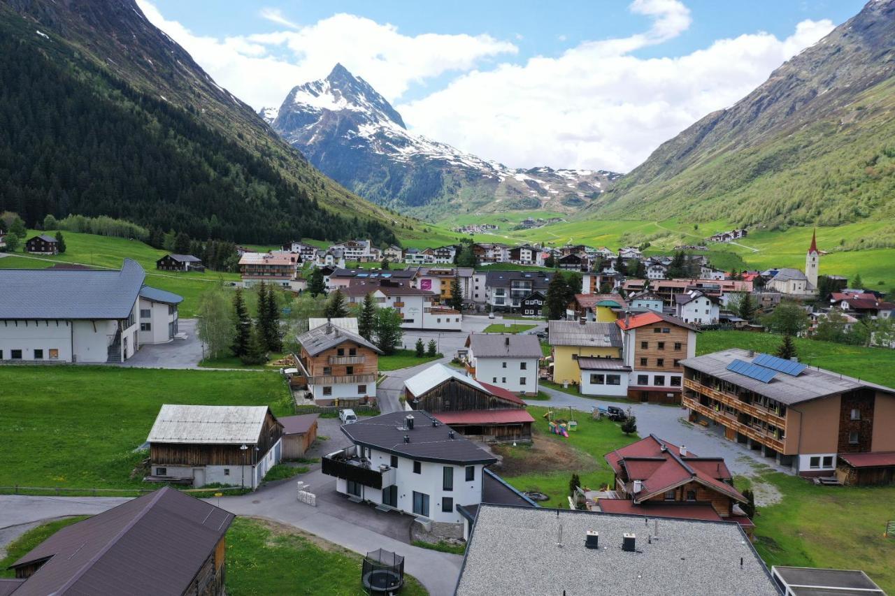 Apart Minas Galtuer Exterior photo